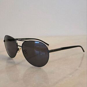 Kirkland Signature M28 Polarized Metal Aviator Sunglasses Gunmetal Grey Unisex